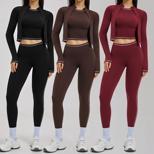 YIYI Ensemble de sport décontracté 3 pièces color-block pour femmes avec trous pour les pouces, ensemble de <span class=keywords><strong>yoga</strong></span> avec coussinets, ensemble d'entraînement push-up pour femmes - Product Image 1