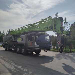 Grue sur chenilles Zoomlion d'occasion 50 tonnes, moteur, boîte de vitesses, pompe, faible nombre d'heures de fonctionnement, longue durée de vie, performances fiables - Product Image 2