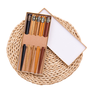 Palillos de Madera de Ébano Japonés con Logotipo de Restaurante Personalizado en Negro, Estilo Japandi para Bodas y Ocasiones Especiales, Disponibles en Stock - Product Image 1