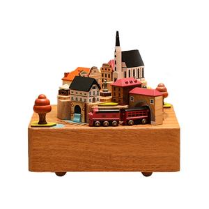 नाजुक लक्जरी भव्य कार्टून लकड़ी के संगीत बॉक्स 'बच्चों के लिए जन्मदिन का उपहार घर के गहने हिंडोला संगीत बॉक्स - Product Image 3