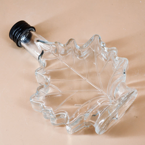 Bouteilles en verre pour sirop d'<span class=keywords><strong>érable</strong></span> et vin glacé 50ml/100ml/250ml, design feuille d'<span class=keywords><strong>érable</strong></span>, verre extra flint, sérigraphié, emballage givré - Product Image 6
