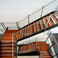 Échelles en spirale en fer personnalisées Mono Stringer Escalier extérieur durable avec garde-corps en verre pour villa maison