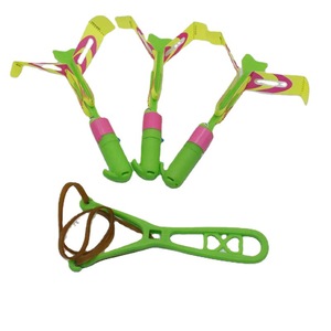 Jouet volant en forme de flèche avec fonction lumineuse pour enfants de 8 à 13 ans, jeu en plein air unisexe - Product Image 1