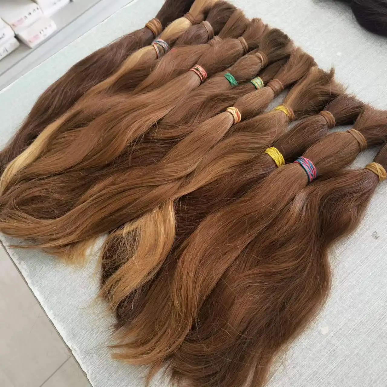 Kutikula rambut Eropa selaras Remy Virgin 100% rambut manusia tidak diproses coklat muda