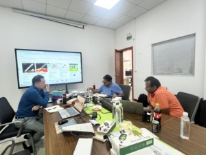 Compacte draagbare Brix-refractometer voor kleine batches sap/honing/siroop. Eenvoudig te gebruiken zoetheidstester voor kleine bedrijven. - Product Image 6