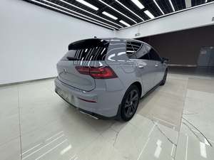 VW <span class=keywords><strong>Golf</strong></span> <span class=keywords><strong>GTI</strong></span> 2.0T <span class=keywords><strong>2022</strong></span> D'Occasion, Essence, Intérieur Fonce, Pneus R16, Traction Avant, Sièges en Tissu, en Vente en Chine - Product Image 5