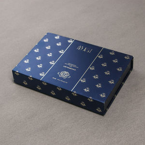 Boîte magnétique vide pliable de luxe en carton rigide mat de grande taille avec logo personnalisé de qualité supérieure, en forme de <span class=keywords><strong>livre</strong></span>, imprimée en quatre couleurs, couleur <span class=keywords><strong>bordeaux</strong></span> - Product Image 3