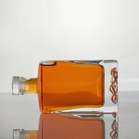 Bouteilles en verre vides carrées et rectangulaires de 500 ml, 750 ml, 1000 ml pour fruits, whisky et liqueurs, avec bouchon inviolable blanc LGG-04 – Vente en gros