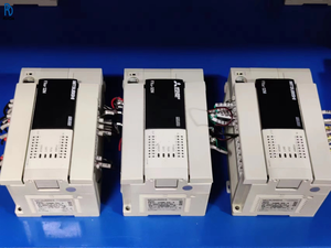 FX3U-32MR/ES-A PLC คอนโทรลเลอร์ลอจิกแบบตั้งโปรแกรมได้ โมดูลควบคุมระบบอัตโนมัติทางอุตสาหกรรม คอนโทรลเลอร์แบบตั้งโปรแกรมได้ประสิทธิภาพสูง I - Product Image 1
