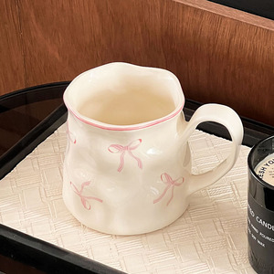 Tasse à café en céramique à nœud pincé à la main Ins Creative Pink Home Office Breakfast Water Cup - Product Image 1