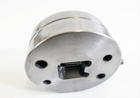 Matrice d'extrusion nitrurée haute dureté, moule d'extrusion personnalisé pour radiateur à cavités multi-ailettes, marque Huayi, modèle 122