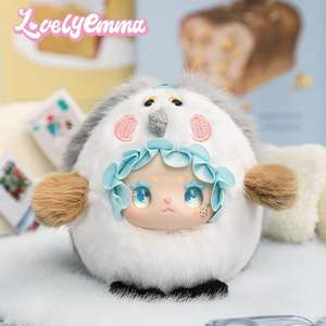 Nuevo Set de 8 Piezas 100% Auténtico de la Serie Lovely Emma Birdie Escape: Muñecos de Vinilo y Peluche en Caja Sorpresa, Llaveros y Abalorios Decorativos para Bolsos, Regalos - Product Image 4