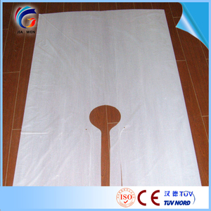 Delantal de plástico PE desechable impermeable hecho en China para cortar el cabello - Product Image 4