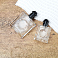 Flacon de parfum carré élégant et classique en verre transparent de 30 ml, 50 ml, avec pulvérisateur, idéal pour les cadeaux, vide, col serti, 100 ml, Botol Parfum Kaca
