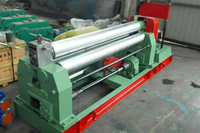 Machine à rouler les métaux à trois rouleaux symétriques automatique de petite taille W11-20X2000 pour tôles minces galvanisées, aluminium et acier inoxydable
