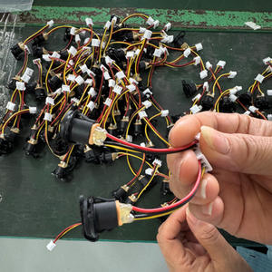 Barra de Silicona Adhesiva Amarilla Resistente a Altas Temperaturas de 11 mm, Barra de Silicona <span class=keywords><strong>Extra</strong></span> <span class=keywords><strong>Fuerte</strong></span> para Accesorios Interiores de Automóviles - Product Image 4