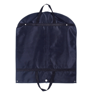 Logotipo personalizado impreso a prueba de polvo viaje colgante traje vestido, abrigo ropa cubre bolsas de ropa con asa de cuero/ - Product Image 1