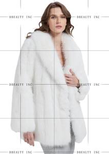 Parka Chaude d'Hiver pour Femme en Fausse Fourrure de Renard Moelleuse, Luxe Écologique, Grande Taille, Traitement Teint - Product Image 4