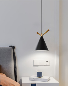 北欧现代复古阁楼吊灯E27黑色工业灯单床头豪华吊灯餐厅酒吧小号 - Product Image 3