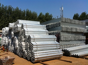 מעקות בטיחות מסוג W לכבישים מהירים, מותאמים אישית במפעל, ממתכת Q235 - Product Image 4