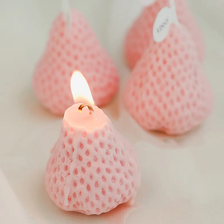 Strawberry Candles Mini Decorative Aromatic Wax Candle Scented Candle for Home Bedroom Wedding Party Xmas Gifts Decoration