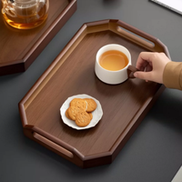 Plateau alimentaire décoratif en bois, plateau de service aux coins arrondis pour la maison, le café, le restaurant, l'hôtellerie