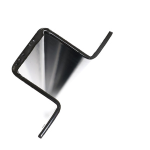 Poste de Cerca Metálico con Recubrimiento de Polvo Negro de 8 pies y 10 pies, Poste de Acero en Forma de <span class=keywords><strong>U</strong></span> para Cerca de Madera - Product Image 2