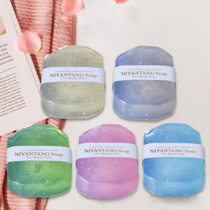 Savon artisanal en forme de diamant, créatif, pour le bain, nettoyant, hydratant, transparent, avec feuille d'or, aux huiles essentielles - Product Image 1