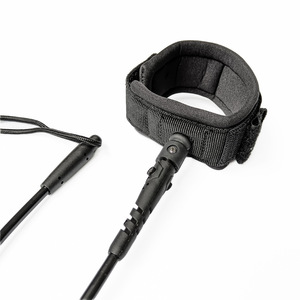 Laisse enroulée pour planche de surf en gros Laisse de planche de SUP personnalisée de 5.5mm Laisse de poignet enroulée de 10 pieds bon marché - Product Image 3