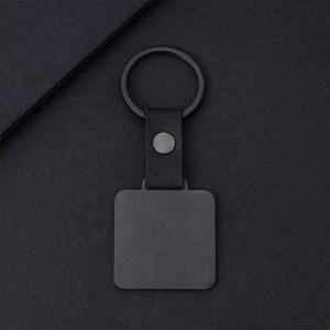Llavero Promocional Portátil de Acero Inoxidable y Cuero con Etiqueta Cuadrada con Logotipo Impreso Digitalmente para Regalos con Grabado Láser - Product Image 4