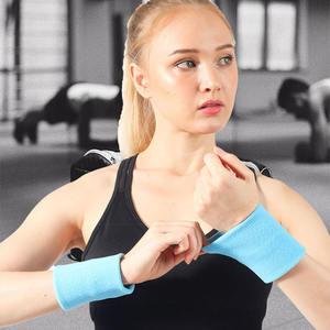 थोक कस्टम कढ़ाई लोचदार कपास टेरी कपड़े बास्केटबॉल फुटबॉल टेनिस खेल कलाई बैंड स्वेटर - Product Image 6