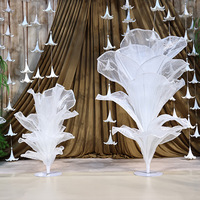 Décoration de table de banquet de mariage personnalisée en tissu plissé de luxe, ornée de fleurs, pour ameublement doux, vente en gros, haute qualité