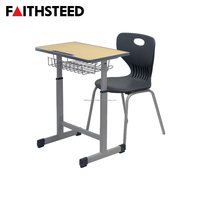 Ensemble de bureau d'école réglable en hauteur moderne, avec structure en acier robuste, table et chaise d'étude pour étudiants, pour salle de classe éducative
