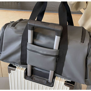 Popular Bolso de Lona Tipo Duffle para Hombre con Logo Personalizado, Mochila de Mensajero Impermeable para Fin de Semana, Gimnasio y Viaje con Compartimento para Ropa Húmeda - Product Image 3