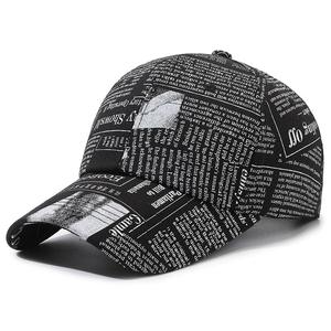 Cappellino da Baseball con Stampa Giornale per Uomo e Donna - Cappello da Sole alla Moda con Scritte per Sport all'Aperto e Protezione UV - Cappellino da Baseball <span class=keywords><strong>di</strong></span> Qualità - Product Image 1