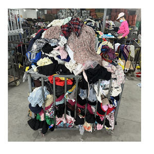 Vente en gros de vêtements d'occasion balles d'Ukay d'Ukay Paquet de vêtements d'occasion de qualité mélangés pour la vente en conteneur - Product Image 6
