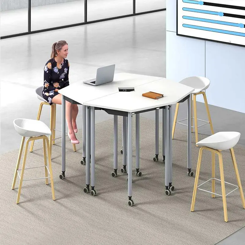 بسعر المصنع طاولة مكتب نمطية خشبية طاولة كمبيوتر قابلة للطي 2 4 6 8 مقاعد محطة عمل تعاونية للمساحات المفتوحة