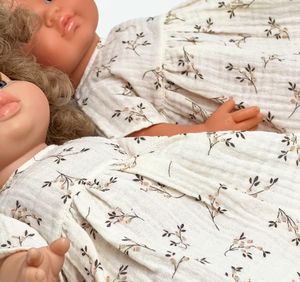 <span class=keywords><strong>Minikane</strong></span> 34 cm robes de poupée en mousseline de coton avec impression 13 pouces poupée branches mignonnes robes en mousseline vanille - Product Image 6