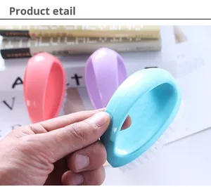 Brosse en plastique multifonctionnelle en forme d'œuf colorée pour le nettoyage des chaussures et des vêtements - Product Image 3