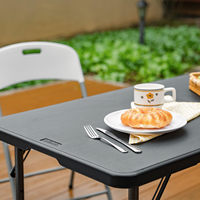 Table pliante moderne en plastique de 4 pouces, rectangulaire, pour repas en plein air, cour, hôtel, parc