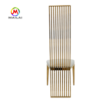 Chaise de Mariage et de Banquet Haut de Gamme à Dossier Haut en Acier Inoxydable Doré avec Cuir Blanc pour Hôtel et Événement