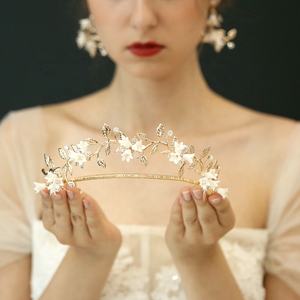 Amelie porcellana floreale capelli da sposa corona diara Set di orecchini da regina principessa corona accessori per il ballo di compleanno altri speciali - Product Image 3