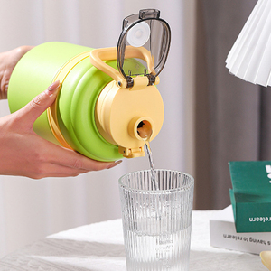 Bouteille d'eau isotherme en acier inoxydable à double paroi de grande capacité (1,2 l) pour le sport, avec étui en silicone - Product Image 5