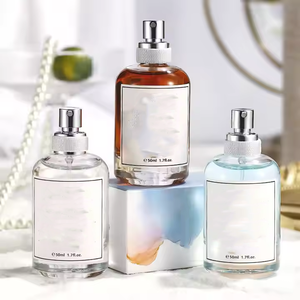 <span class=keywords><strong>Parfum</strong></span> en spray pour garçons OEM de haute qualité, taille standard, longue durée, <span class=keywords><strong>parfum</strong></span> naturel, écologique, senteur florale et boisée, vente en gros à chaud - Product Image 2
