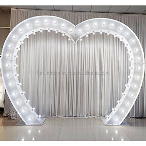 Furun grand arc de mariage en forme de coeur accessoires de scène en métal fond blanc décorations de fête de mariage avec lampe en forme d'arc de coeur - Product Image 2