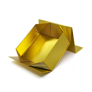 Large Gold Card paper packaging rigid magnetic closure garment clothing gift box packaging