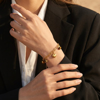 Bracelet en acier inoxydable anti-ternissement avec pendentif cœur pour femme, bracelet à perles bohème, bijoux bohèmes modernes