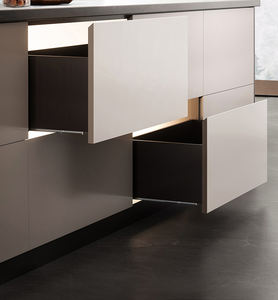 ตู้ลิ้นชักเหล็กสีเทาเฟอร์นิเจอร์ห้องครัวทันสมัยระบบสไลด์พร้อมกล่องปิดแบบนุ่ม - Product Image 3