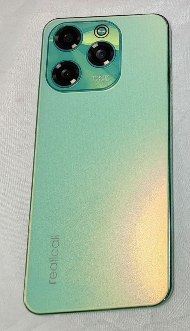 สีเขียว