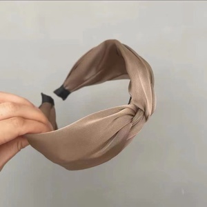 الزلزال الفرنسية الصليب تويست واسعة طبعة رباط شعر الكورية مزاجه أنيقة الأزياء نزهة الشعر هوب الرجعية القماش عقال - Product Image 5